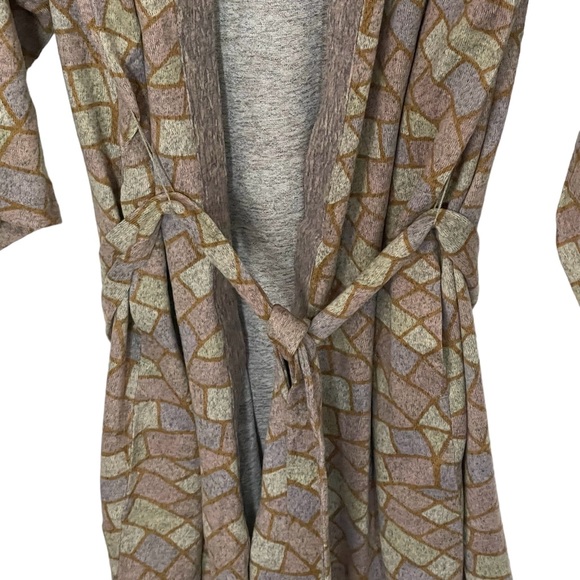 The Muses Closet Women’s Sweaterknit 3/4 Sleeve Cardigan Taupe NWOT Geometric - Picture 2 of 8